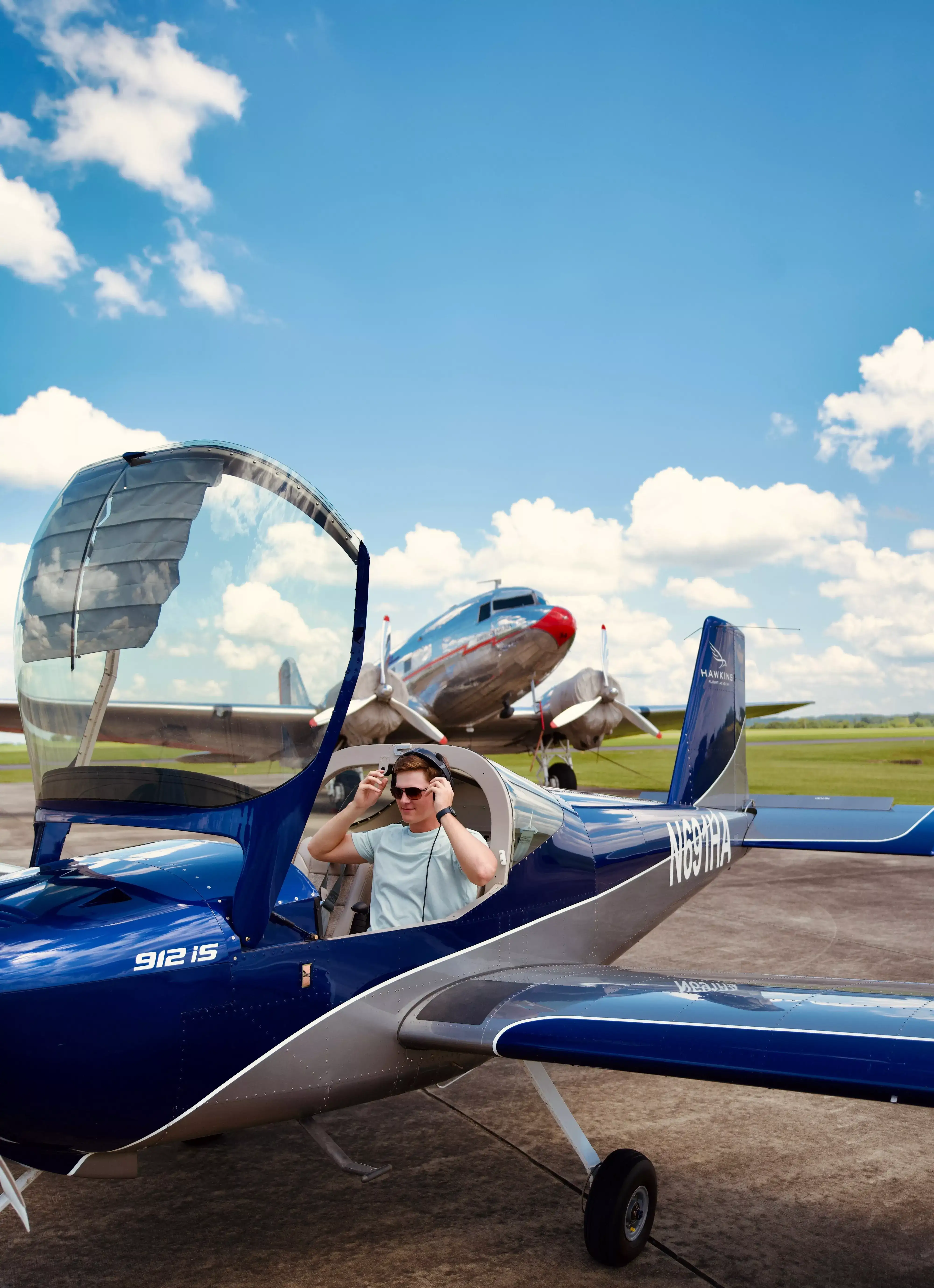 Hawkins Flight Academy training plane N691HA ready for takeoff